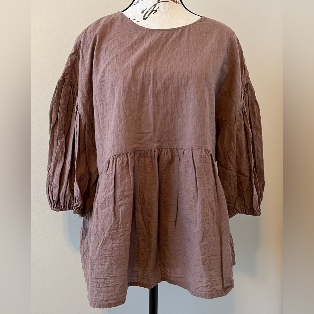 Lot of 2 women’s tops. Size xl